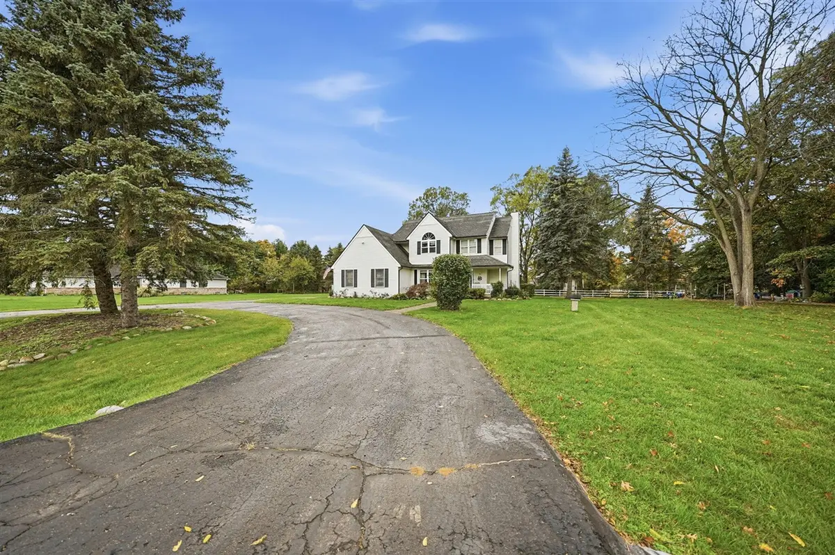 7400 Bingham, Brighton, MI 48116 - #1