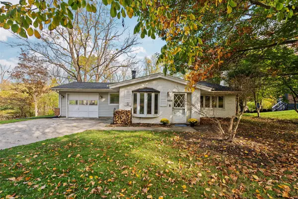 3888 W Loch Alpine, Ann Arbor, MI 48103