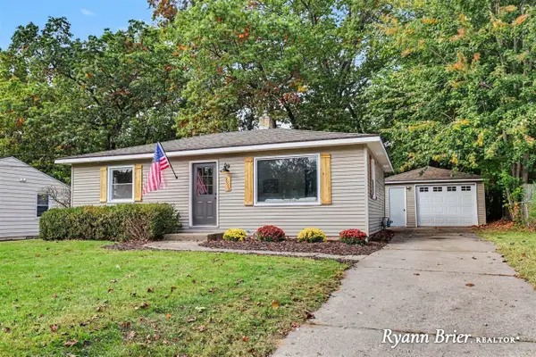 3913 Boone, Wyoming, MI 49519