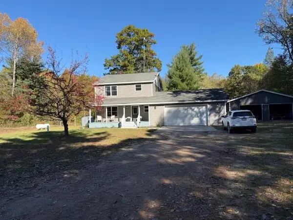 1312 Pine Hill, Stanton, MI 48888