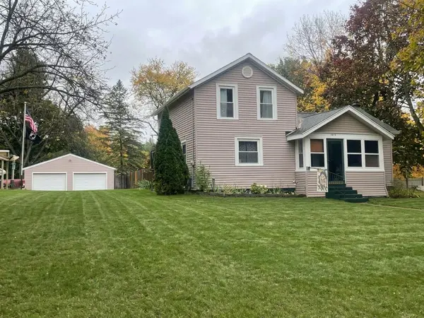 1014 N 5th, Greenville, MI 48838