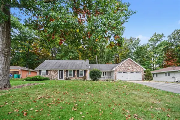 3132 Woodhams, Portage, MI 49002