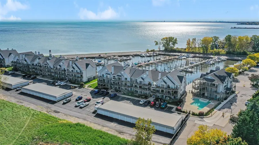 37512 Jefferson #303, Harrison Township, MI 48045 - #3