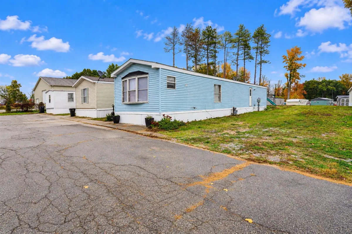5489 Alpine, Comstock Park, MI 49321 - #1