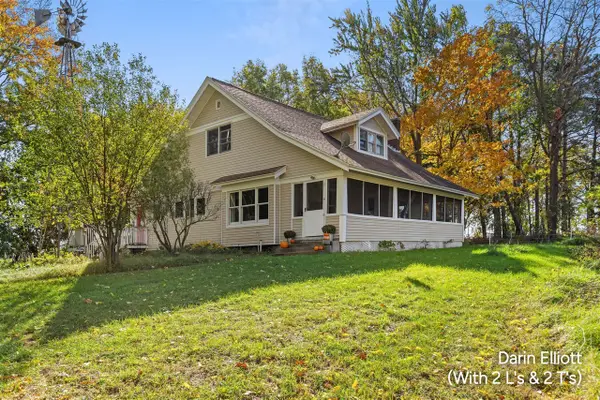 4065 40 Acre Town, Ionia, MI 48846