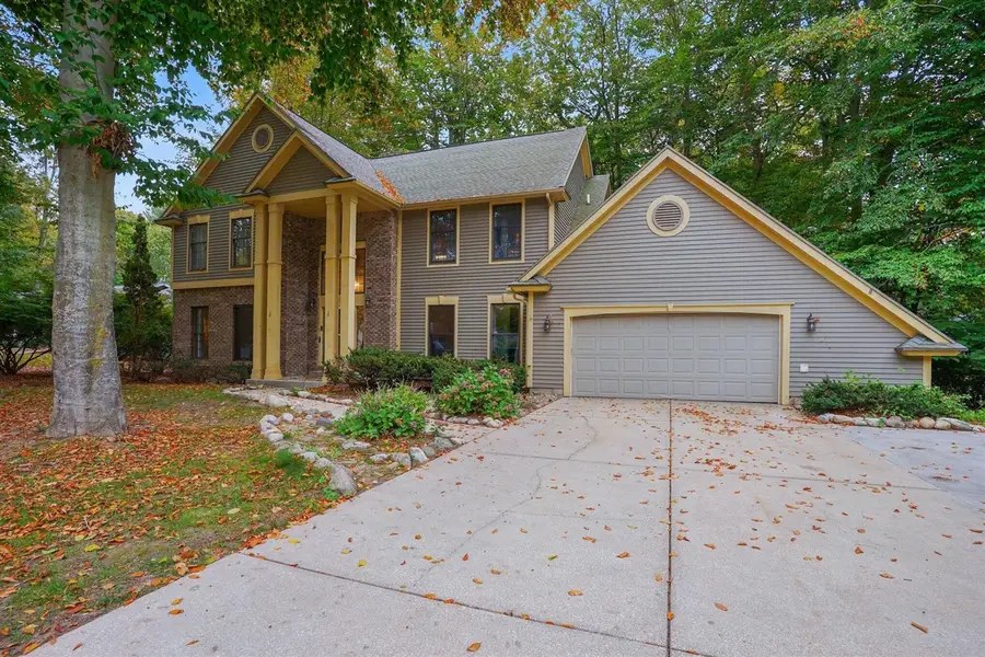 945 W Wellington, Muskegon, MI 49441 - #3