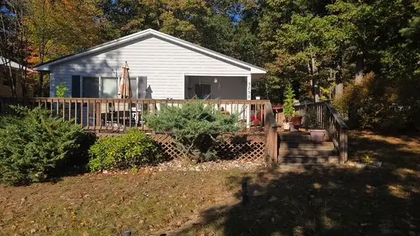 3755 N Bass Lake, Pierson, MI 49339