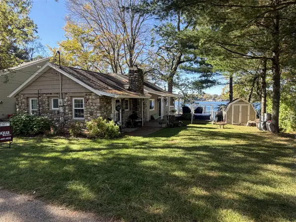 11478 Handy, Plainwell, MI 49080