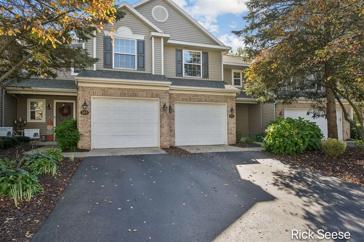 589 Abbey Mill, Ada, MI 49301 - #1