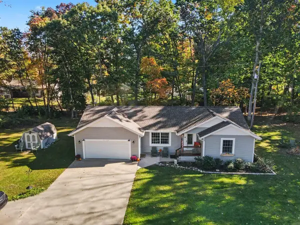 6522 Lake, Twin Lake, MI 49457