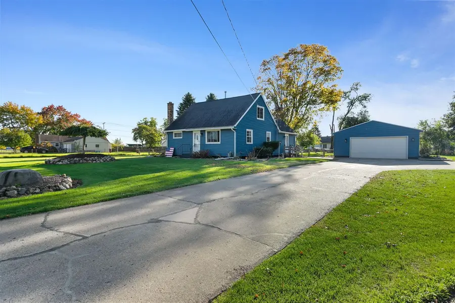 68958 Claire, Edwardsburg, MI 49112 - #3