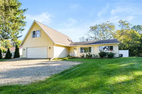 3627 Lakeshore, Saint Joseph, MI 49085