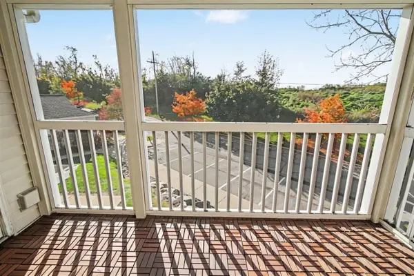 1083 Joyce, Ann Arbor, MI 48103