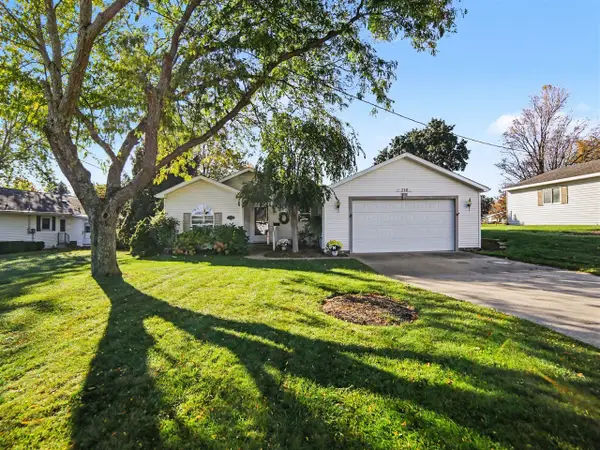 210 W Lake, Hart, MI 49420