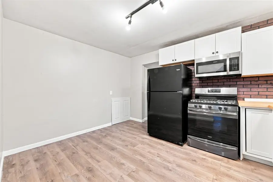 8208 Oak, Taylor, MI 48180 - #3