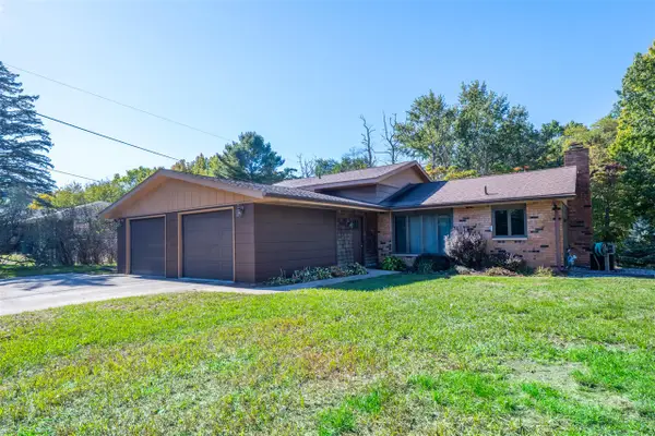 4994 Puetz, Stevensville, MI 49127