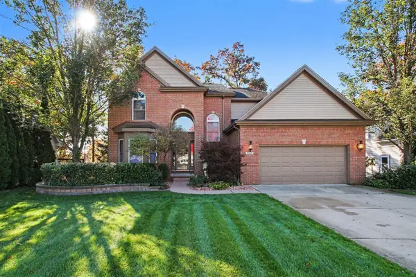 1382 Odette, Hartland, MI 48353