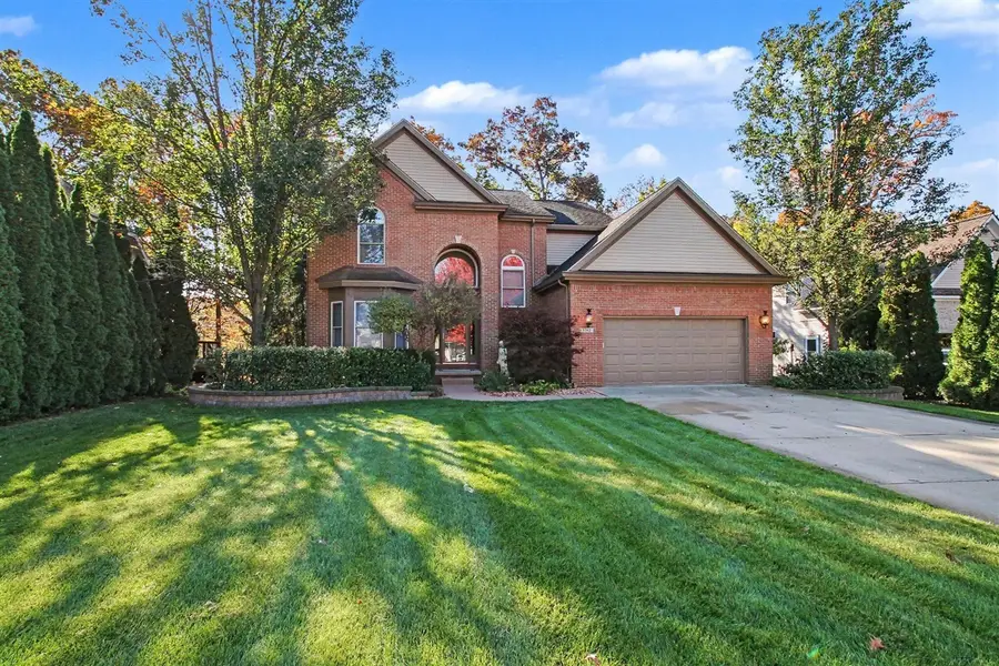 1382 Odette, Hartland, MI 48353 - #2