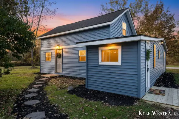 14216 Shaner, Cedar Springs, MI 49319