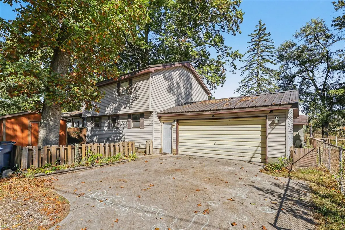 67025 Oxbow, Constantine, MI 49042 - #1
