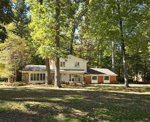 30055 Cheviot Hills, Franklin, MI 48025
