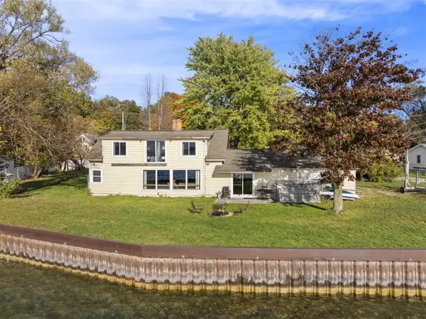 4541 Main, Onekama, MI 49675