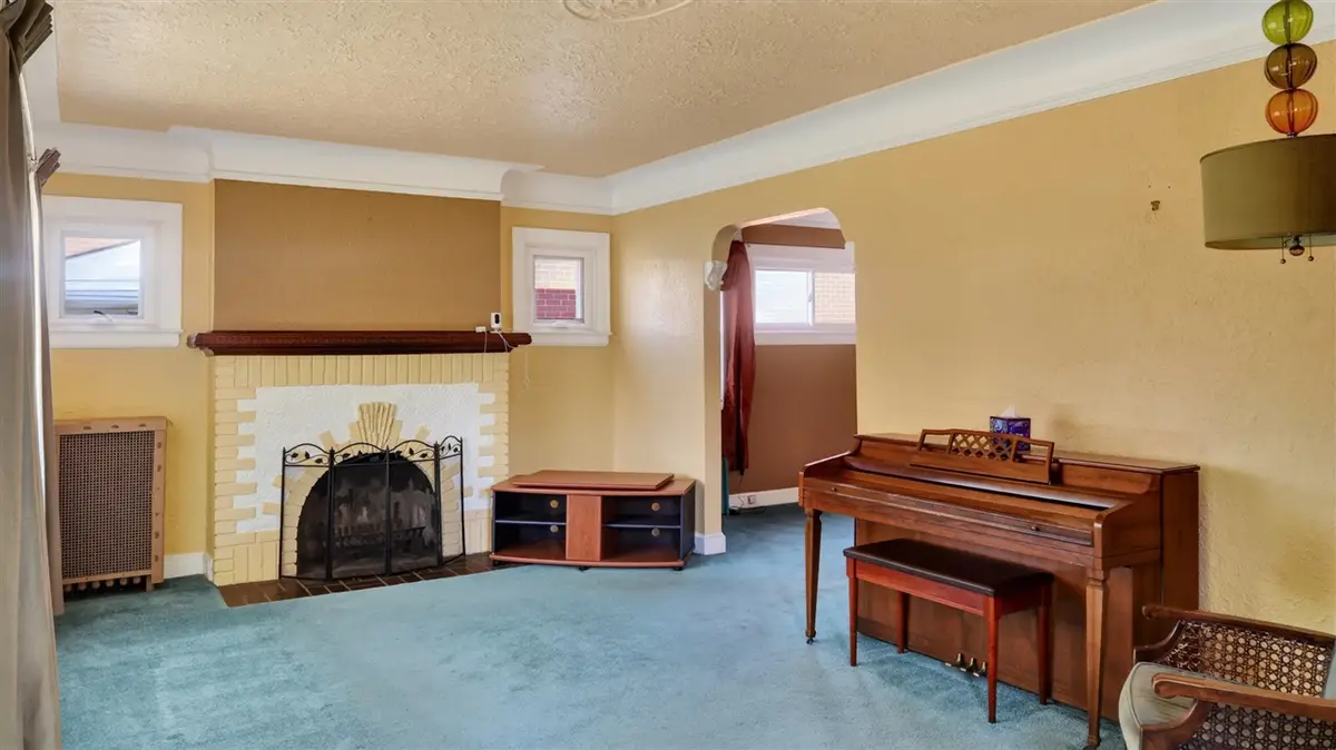 15484 Whitcomb, Detroit, MI 48227 - #1