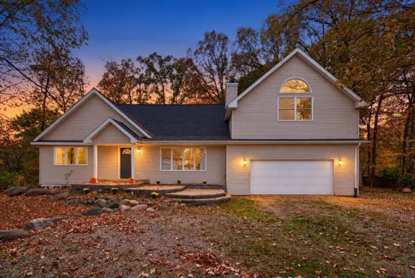 1476 Water, Eaton Rapids, MI 48827