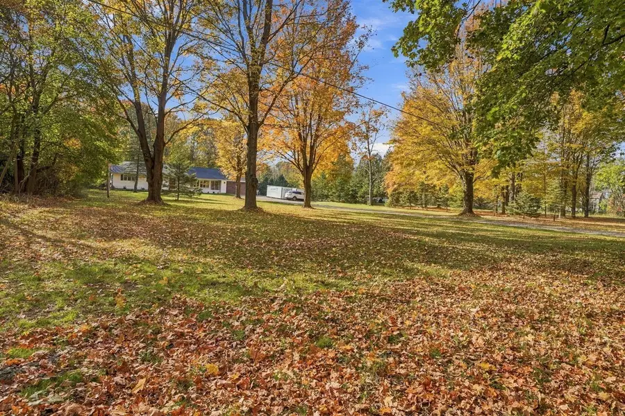 6374 E E, Richland, MI 49083 - #3