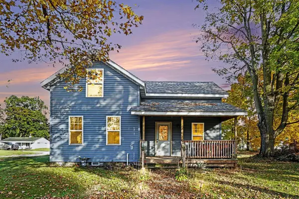 421 Wood, Three Rivers, MI 49093