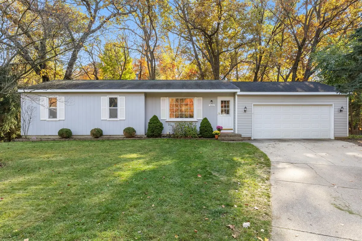 1870 Junewood, Lowell, MI 49331 - #1