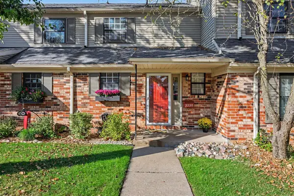 3220 Greenleaf, Kalamazoo, MI 49008