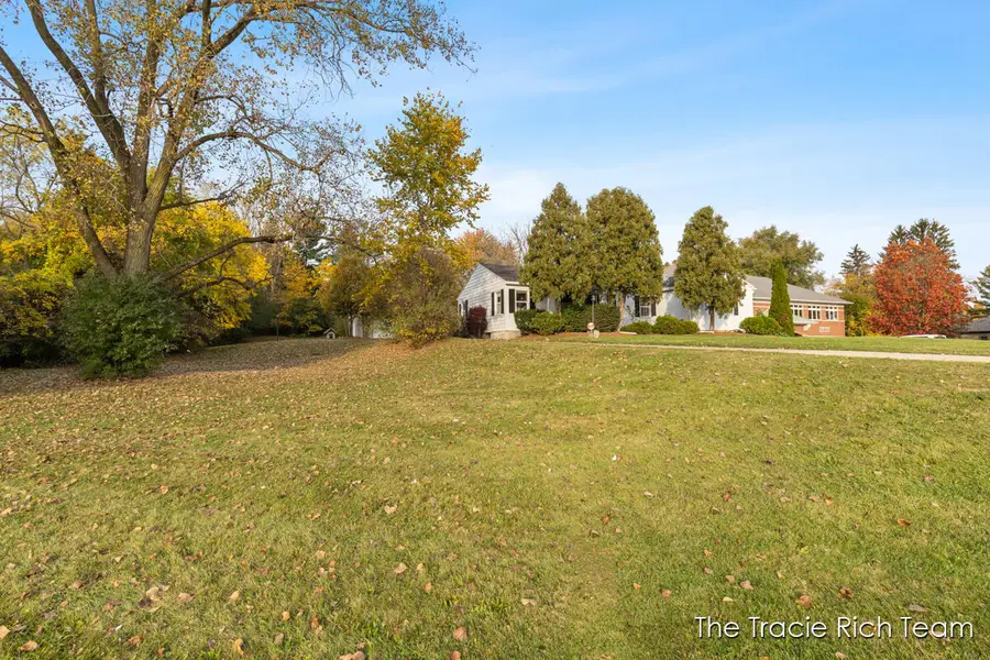 2715 E Beltline, Grand Rapids, MI 49525 - #3