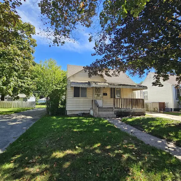 19946 Kinloch, Redford, MI 48240