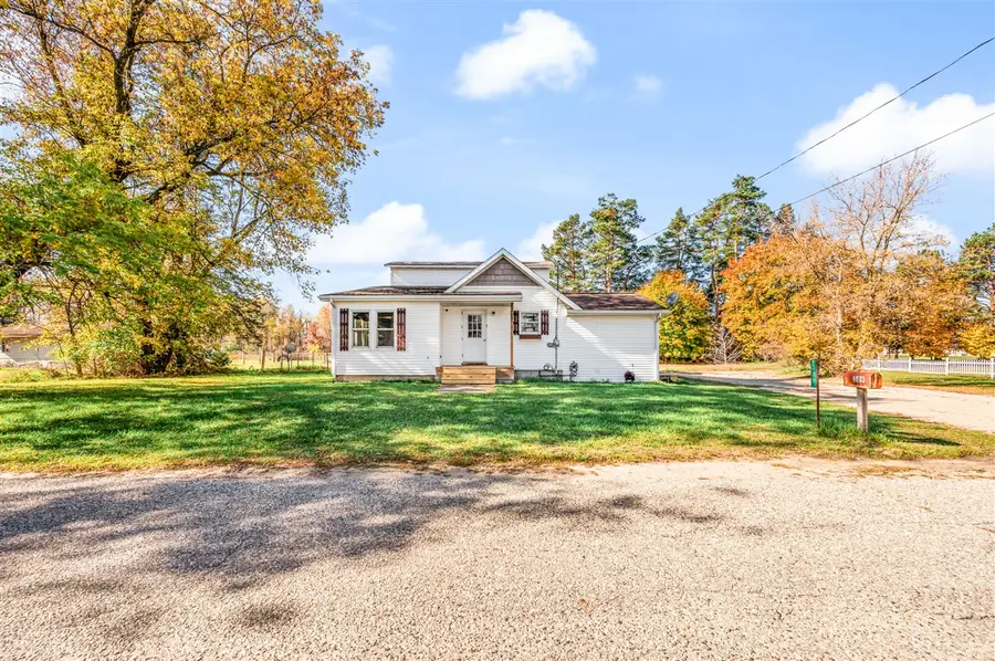 389 N Perry, Barryton, MI 49305 - #2