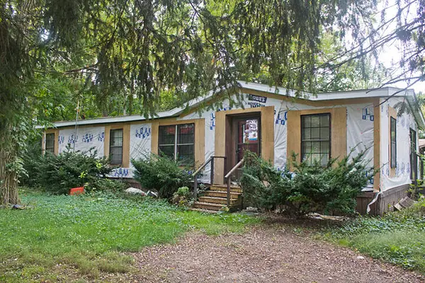 25221 71st, Dowagiac, MI 49047