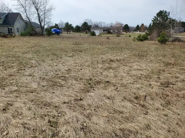 1034 Pyrenees, Weidman, MI 48893