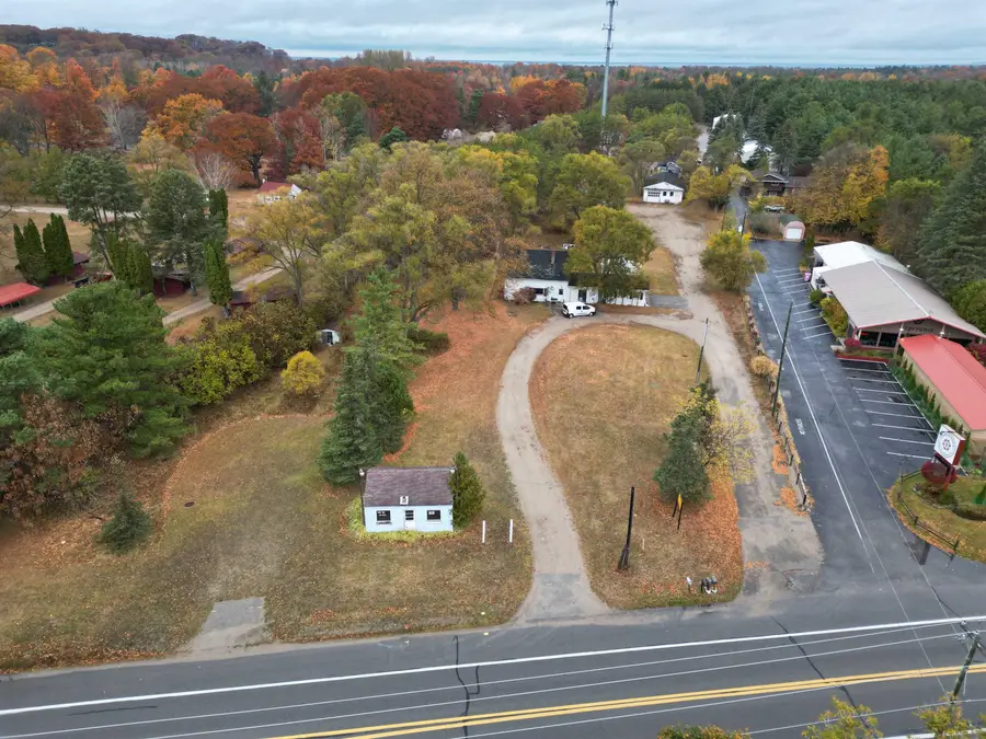 12877 Us-31 N, Charlevoix, MI 49720 - Image #3