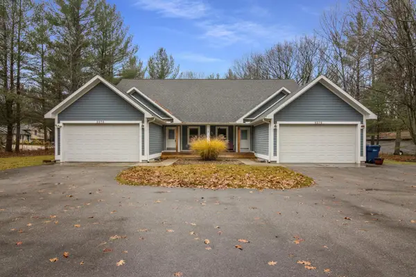 5279 Vinton, Williamsburg, MI 49690