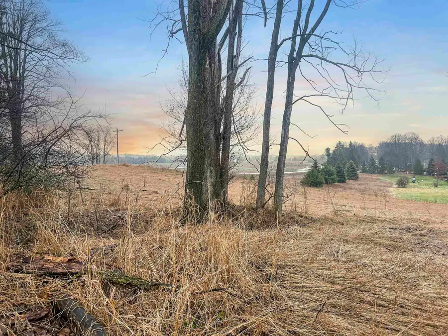 23 Cinnamon, Traverse City, MI 49686 - Image #2