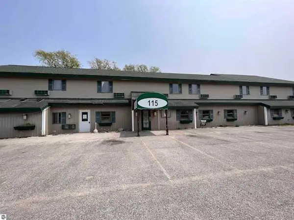 115 N Michigan, Beulah, MI 49617