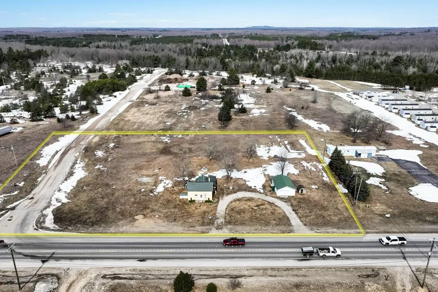 17140 Honor, Interlochen, MI 49643 - Image #2