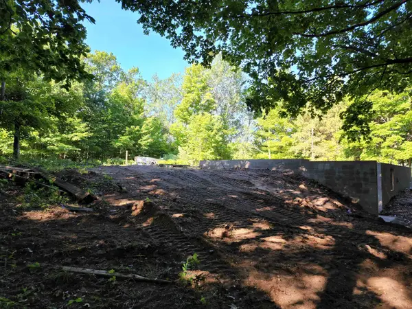 103 Adams, Frankfort, MI 49635