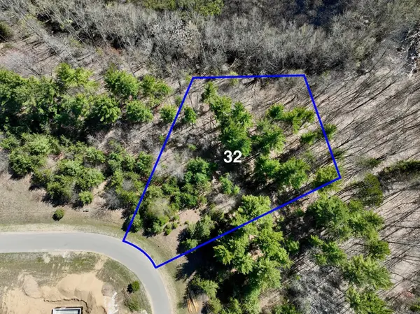 6387 Jeffrey, Grawn, MI 49637