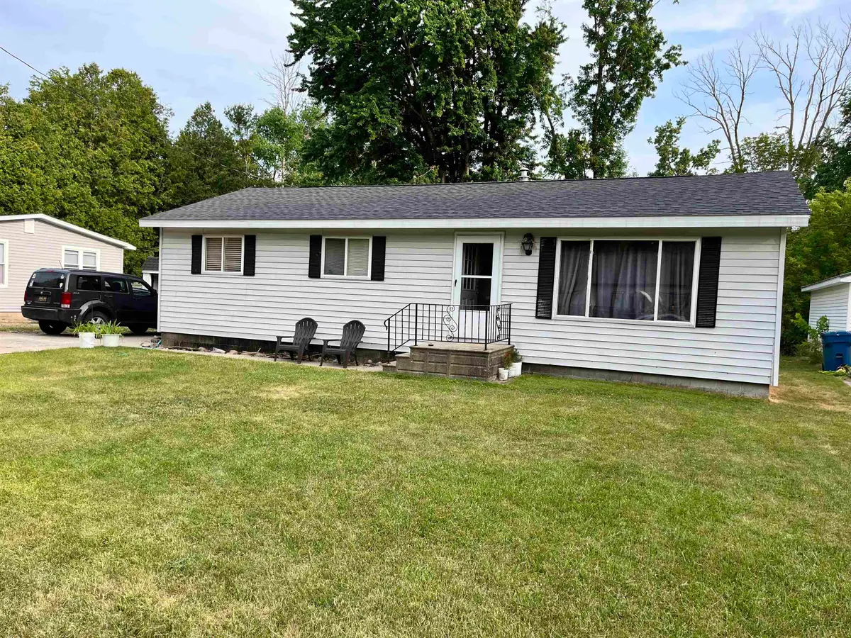 318 North, Standish, MI 48658 - #1