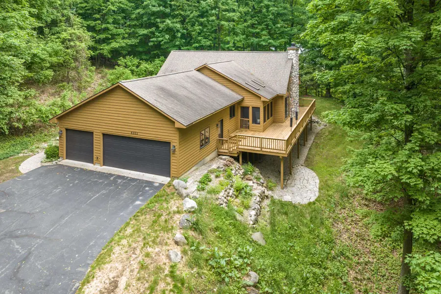 6352 S Westwood, Suttons Bay, MI 49682 - Image #3