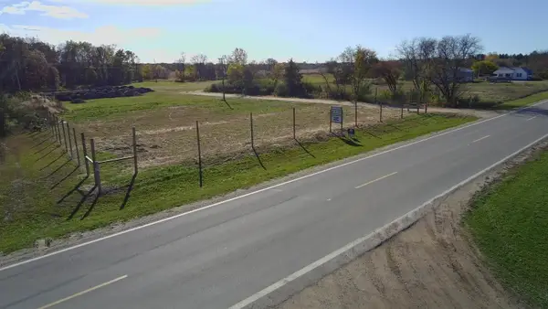 8386 E Sidney, Crystal, MI 48818