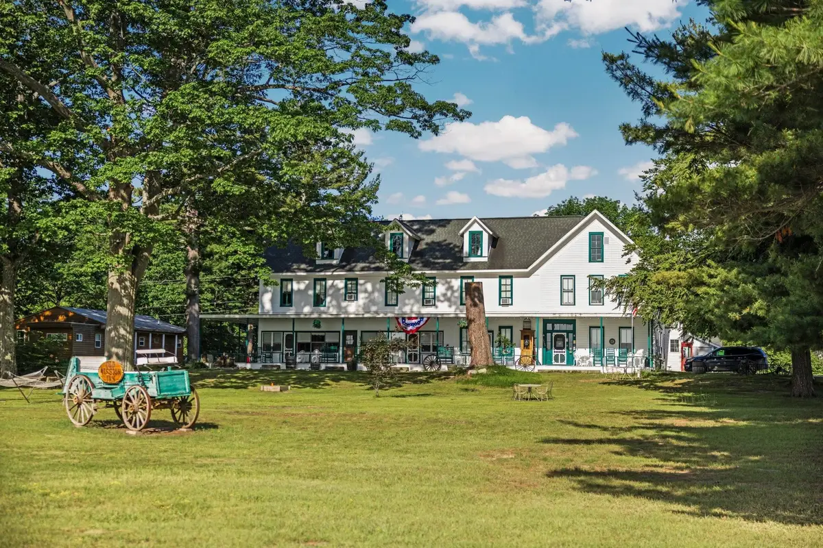 18599 Mission, Traverse City, MI 49686 - Image #1