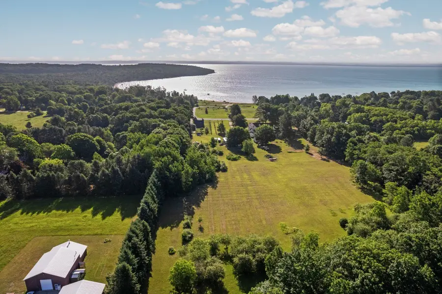 18599 Mission, Traverse City, MI 49686 - Image #3