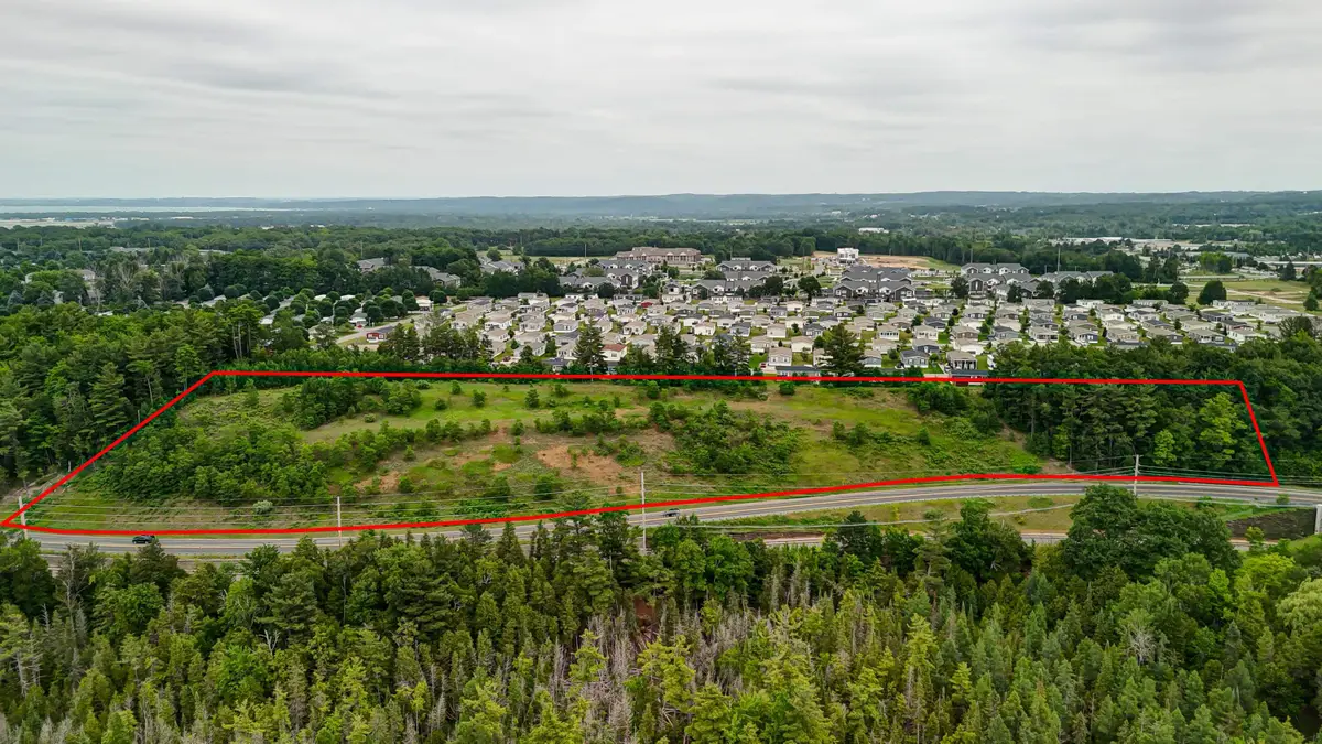 2050 N Keystone, Traverse City, MI 49686 - Image #1